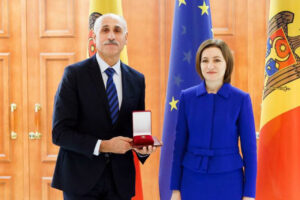 Заслуженная государственная награда за вклад в развитие культуры Гагаузии